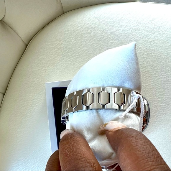 NWT Movado BOLD Silver Watch - Picture 10 of 10